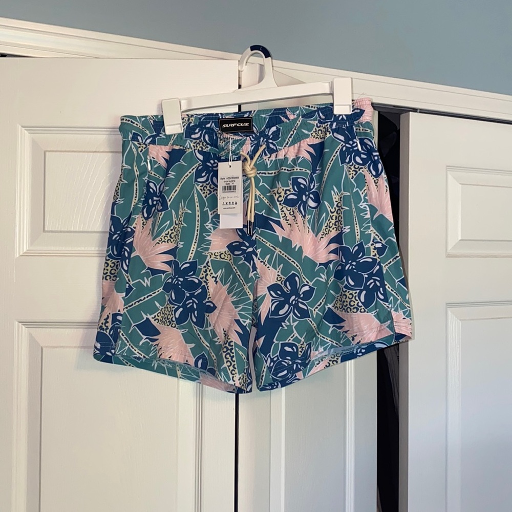 Men’s surf cuz bathing suit